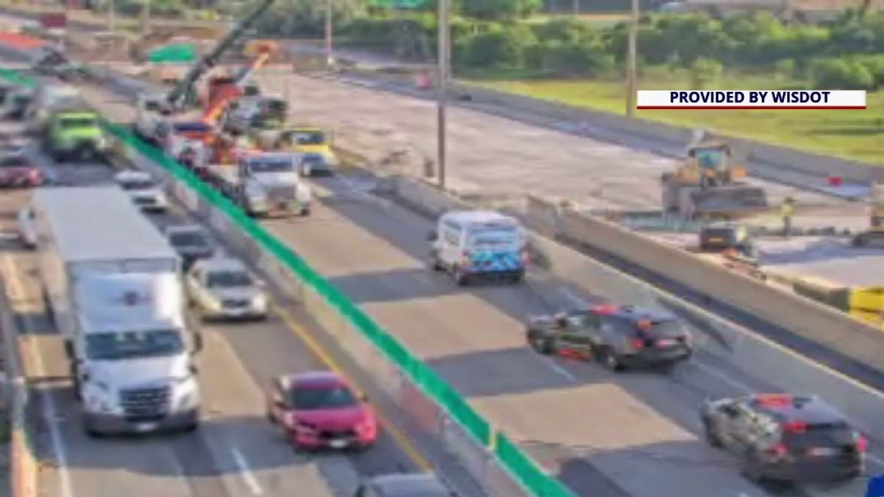 Crash shuts down I-41 north in Milwaukee; Silver Spring to Appleton