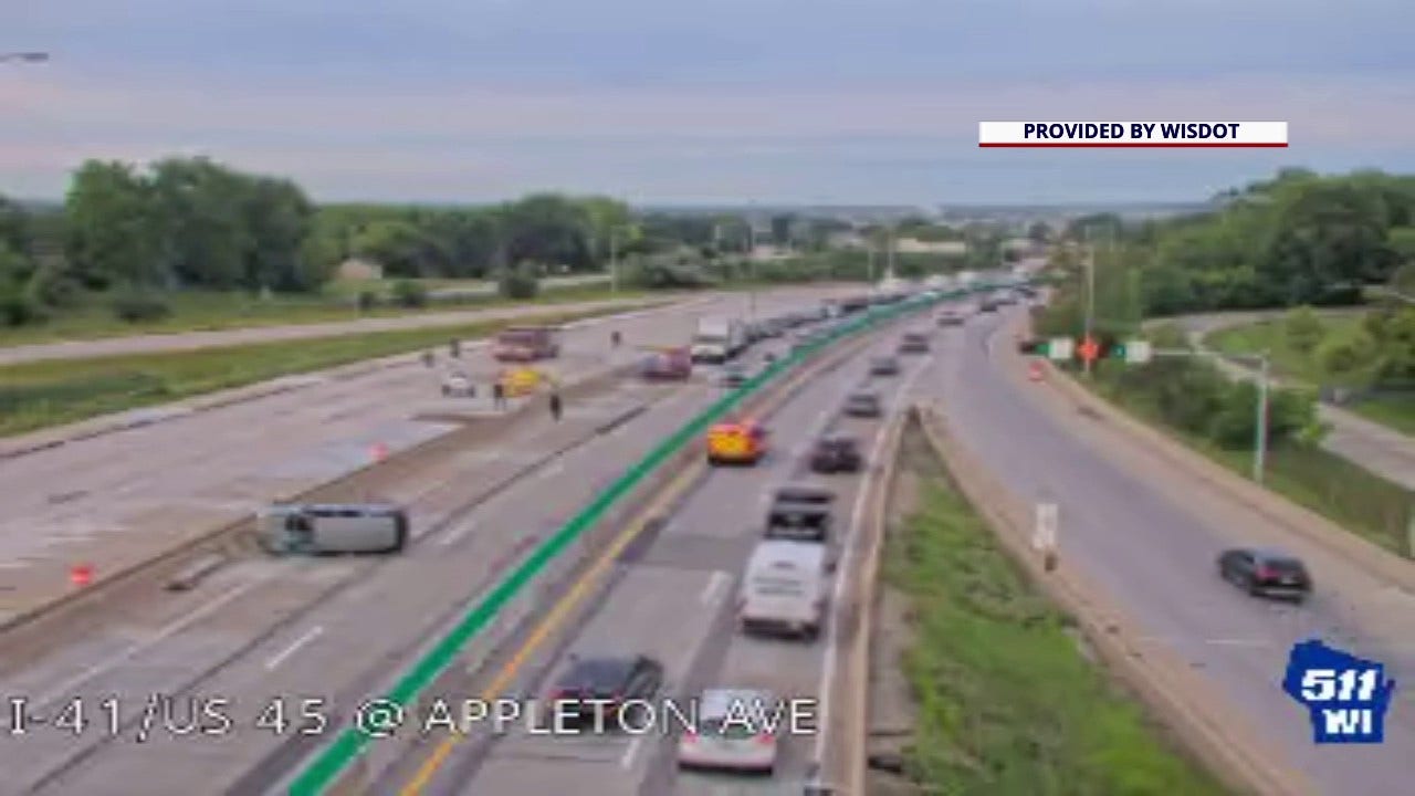I-41/US-45 northbound crash near Appleton Avenue cleared