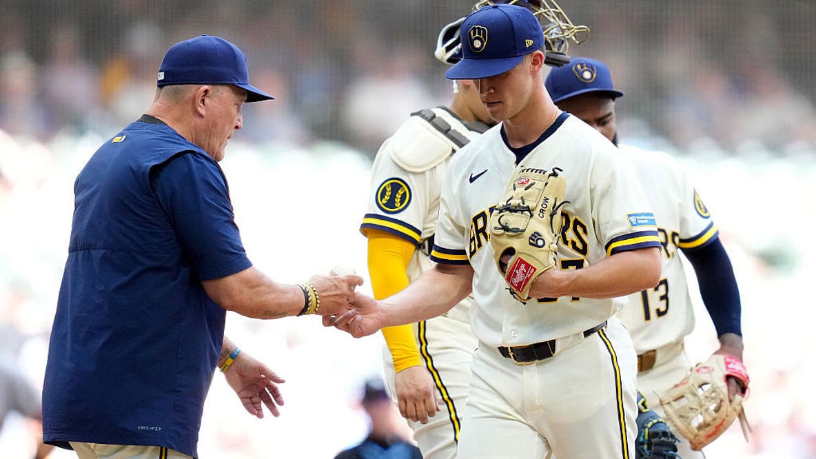 Brewers fall to Giants, 12-9; split 4-game series at AmFam