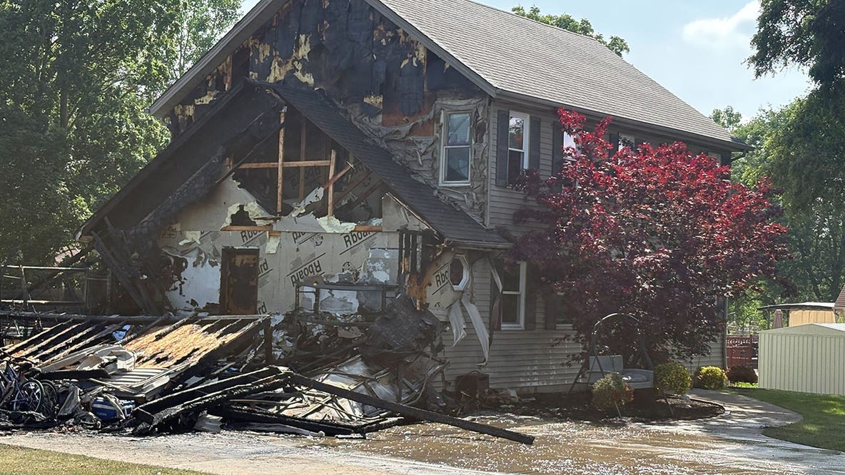 Milwaukee house fire, 115th and Mill; no injures reported
