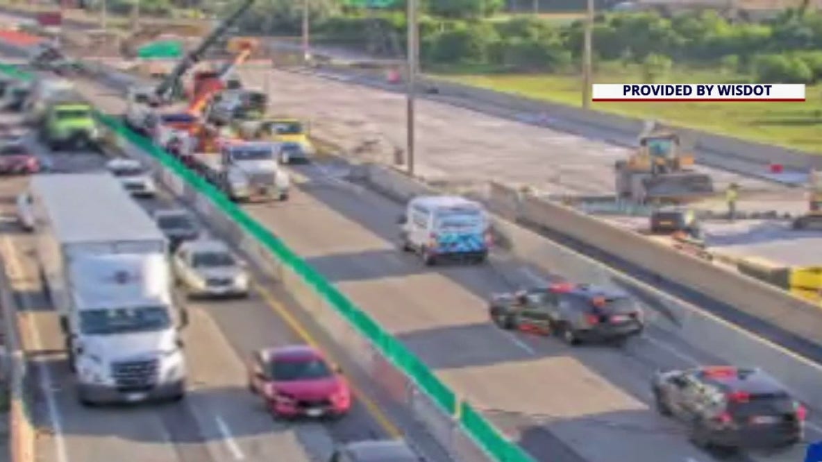 Crash shuts down I-41 north in Milwaukee; Silver Spring to Appleton