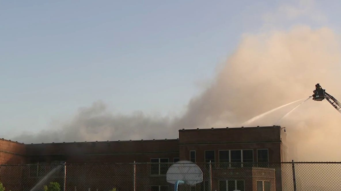 Firefighters battle blaze at Lincoln Avenue School in Milwaukee