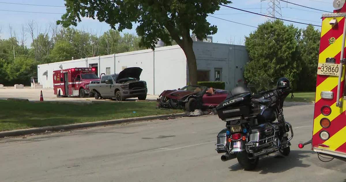 Milwaukee crash near 40th and Douglas leaves 4 people injured | FOX6 ...
