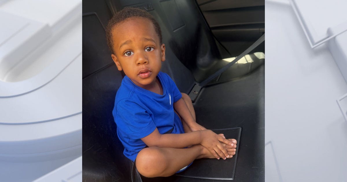 Milwaukee police: Boy found near 33rd and Juneau, guardians located