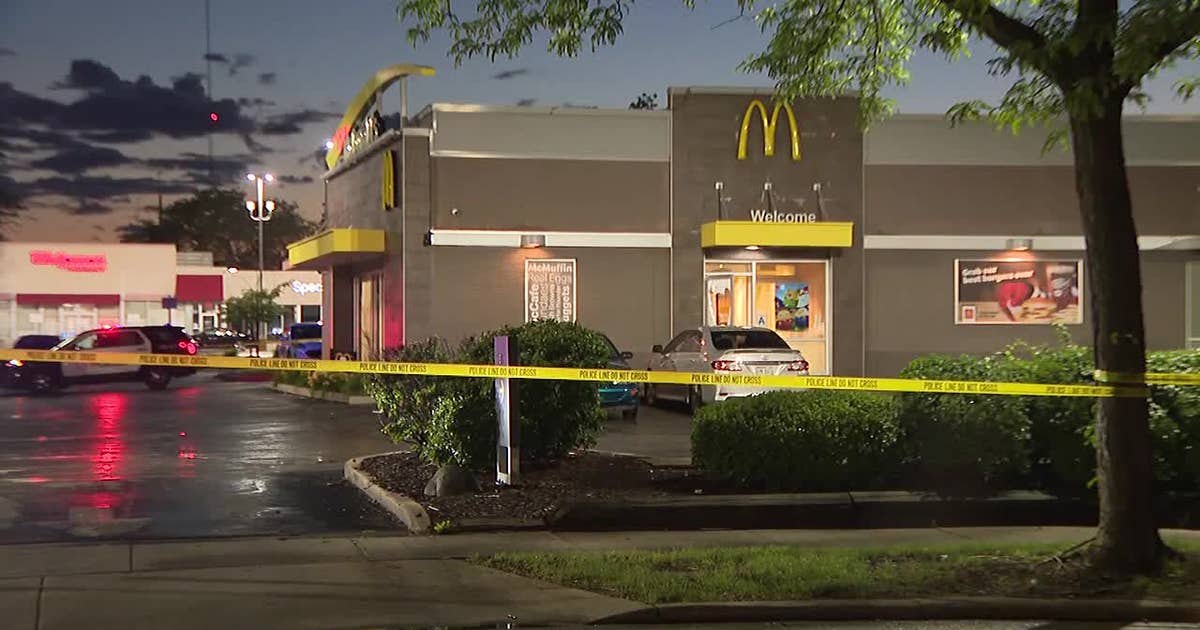 Milwaukee police: 16-year-old among 4 shot, wounded at McDonald's