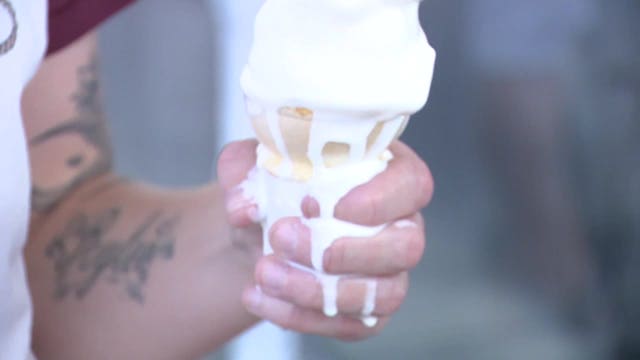 Wisconsin extreme heat; Milwaukee families find ways to cool down