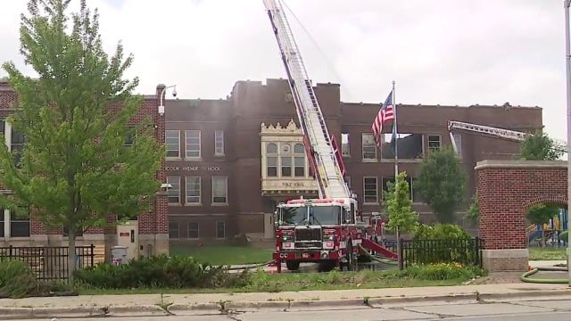 Lincoln Avenue School fire in Milwaukee; learning center relocated