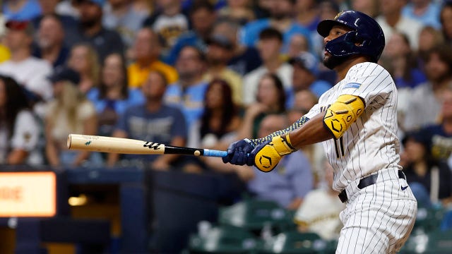 Brewers-Phillies score: Milwaukee's comeback bid falls just short