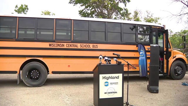 MPS unveils new grant-funded electric school buses