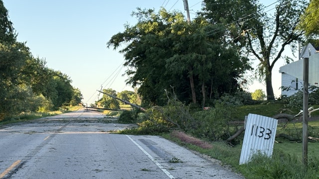 Thousands without power Friday after storms hit southeast Wisconsin