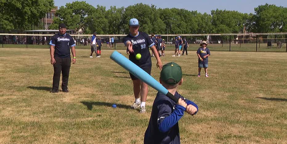Milwaukee Brewers 'Play Ball' clinic brings kids, community together