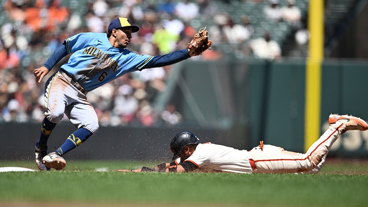 Arraez and Susac help the Giants rout the Brewers 16-3