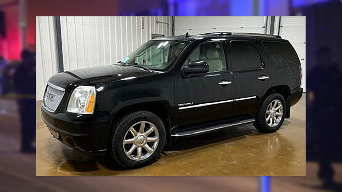 Milwaukee hit-and-run; 2 women killed; police seek vehicle and driver