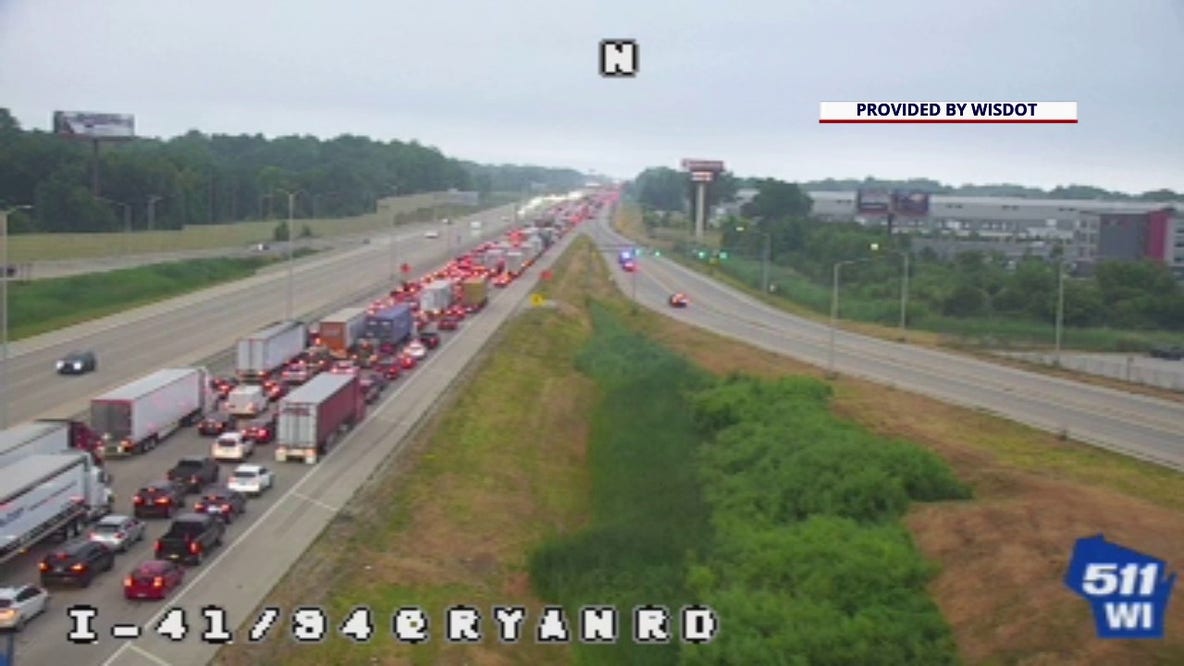 Milwaukee County I-41 crash; all northbound lanes closed at Drexel