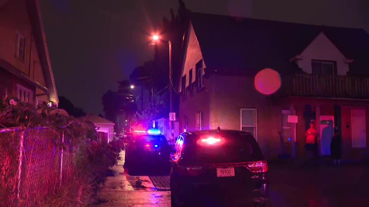 Fatal stabbing on Milwaukee's south side, 45-year-old killed