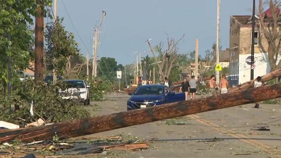 Wisconsin tornado damage, emergency response challenges