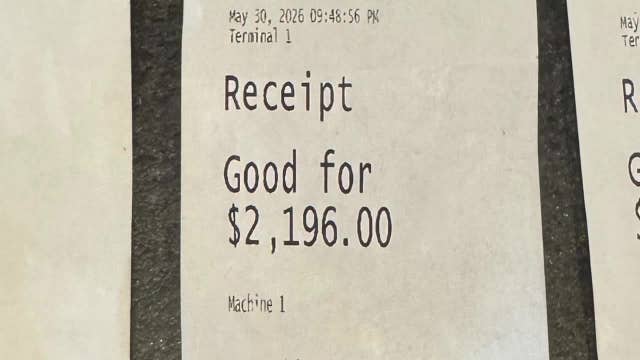 Kenosha slot machine fake ticket payouts, woman accused