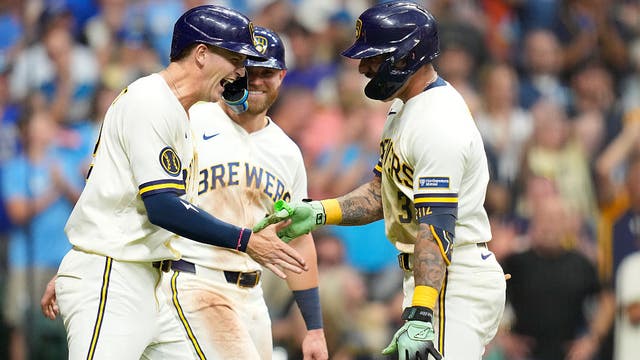 Milwaukee Brewers beat Mets 8-3; Pratt hits 1st career homer