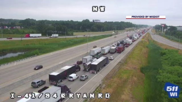 Milwaukee County I-41 crash near Drexel; squad car rear-ended