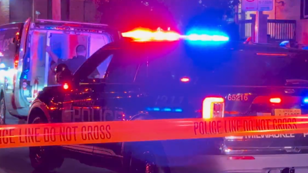 Milwaukee shootings Saturday: 3 killed, suspects sought