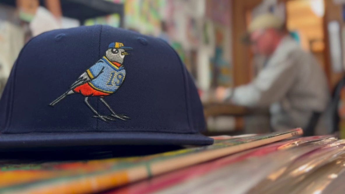 Brewers hat giveaway, Milwaukee artist draws inspiration from legend