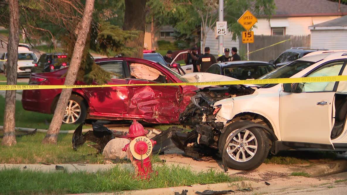 Milwaukee police chase ends in crash; 1 injured, 1 in custody