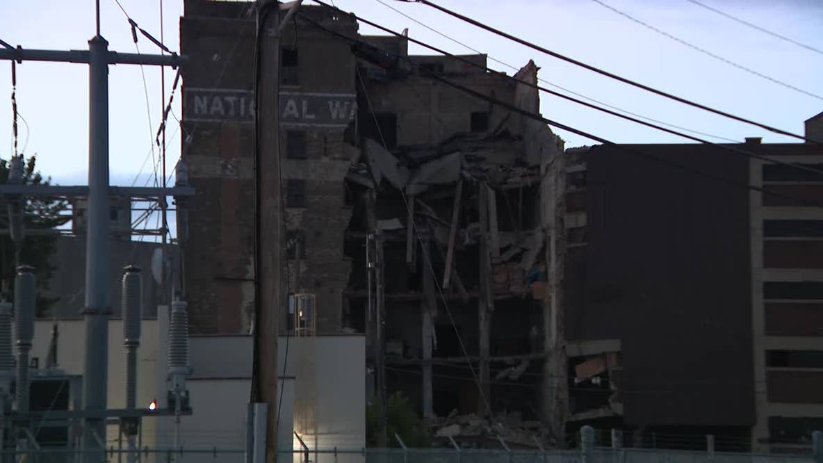 Partial wall collapse at vacant Milwaukee industrial building