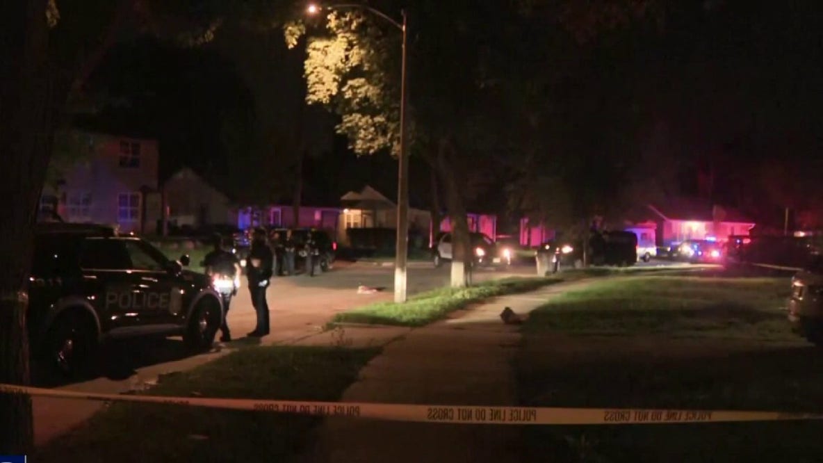 Milwaukee stabbing; 1 seriously injured near Custer and Long Island