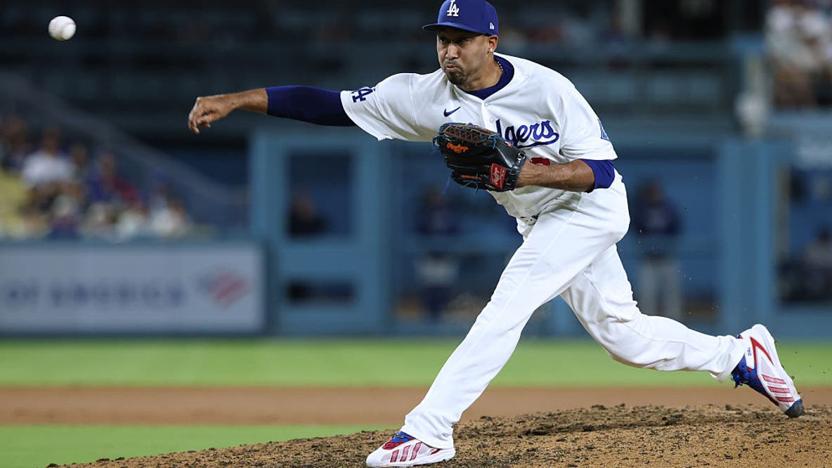 Milwaukee rallied for 5-4 victory over the Los Angeles Dodgers