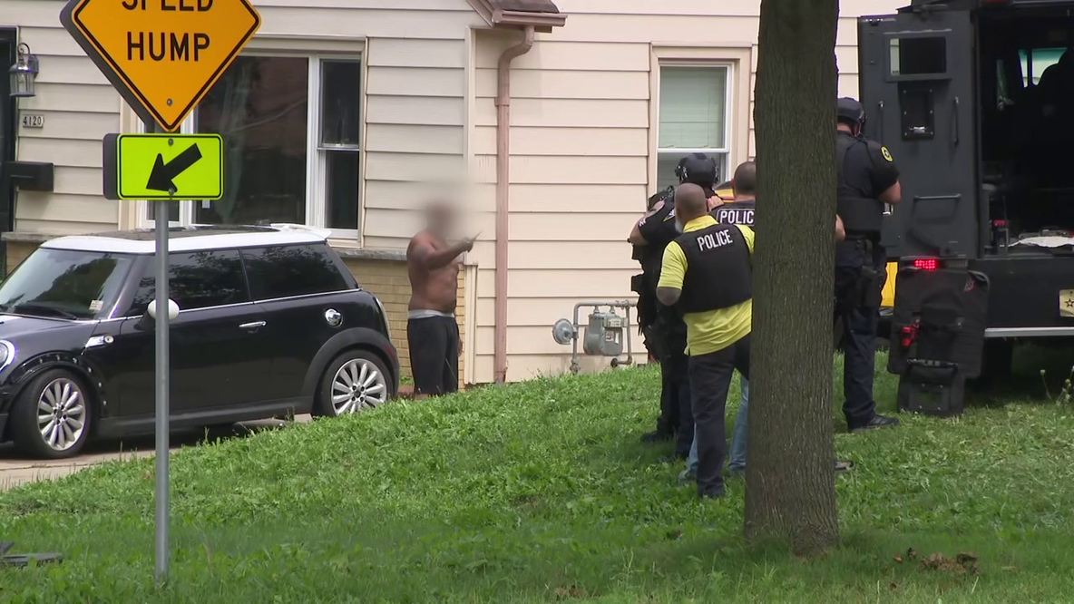 Milwaukee police standoff near 84th and Fiebrantz, man arrested