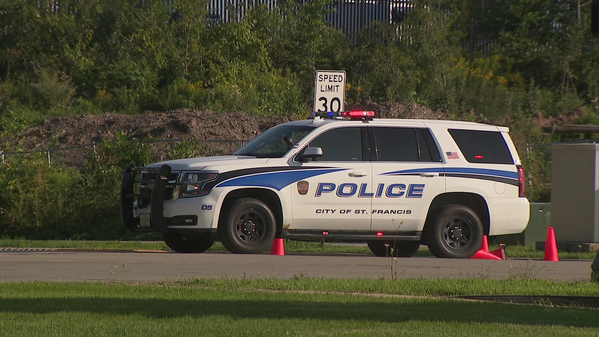 St. Francis fatal crash; 1 person dead, 1 critically injured
