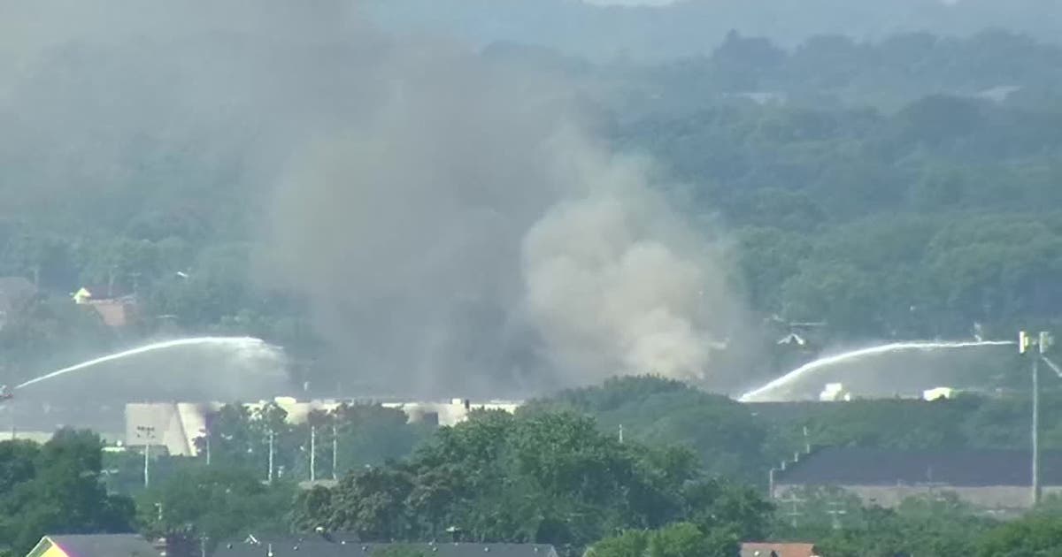 West Allis-West Milwaukee DPW fire, building under construction