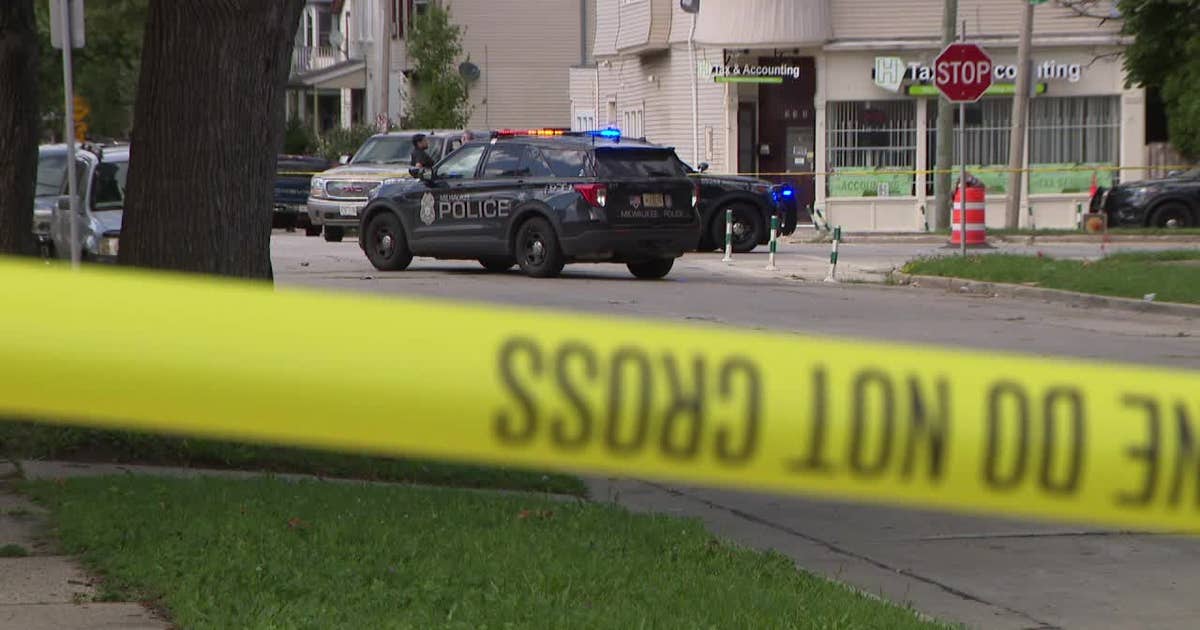 Milwaukee road rage shooting, mother dead; 18-year-old in custody