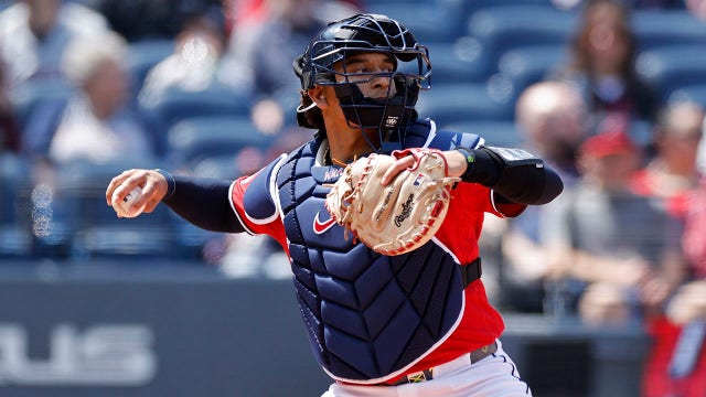 Brewers trade: Naylor, Heuer to Milwaukee for Perkins, Yoho