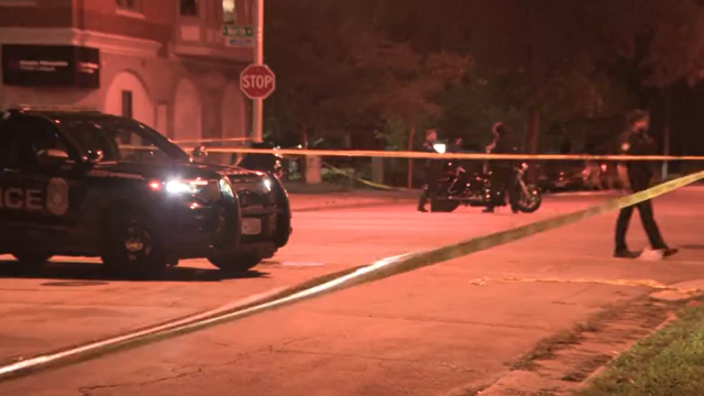 Milwaukee fatal pedestrian crash; 77-year-old in custody