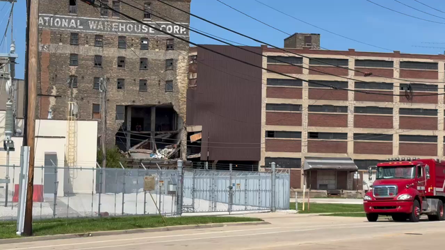 Partial wall collapse at vacant Milwaukee industrial building