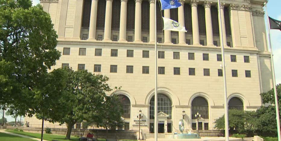 Milwaukee undercover drug bust, court employee among 3 charged