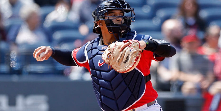 Brewers trade: Naylor, Heuer to Milwaukee for Perkins, Yoho
