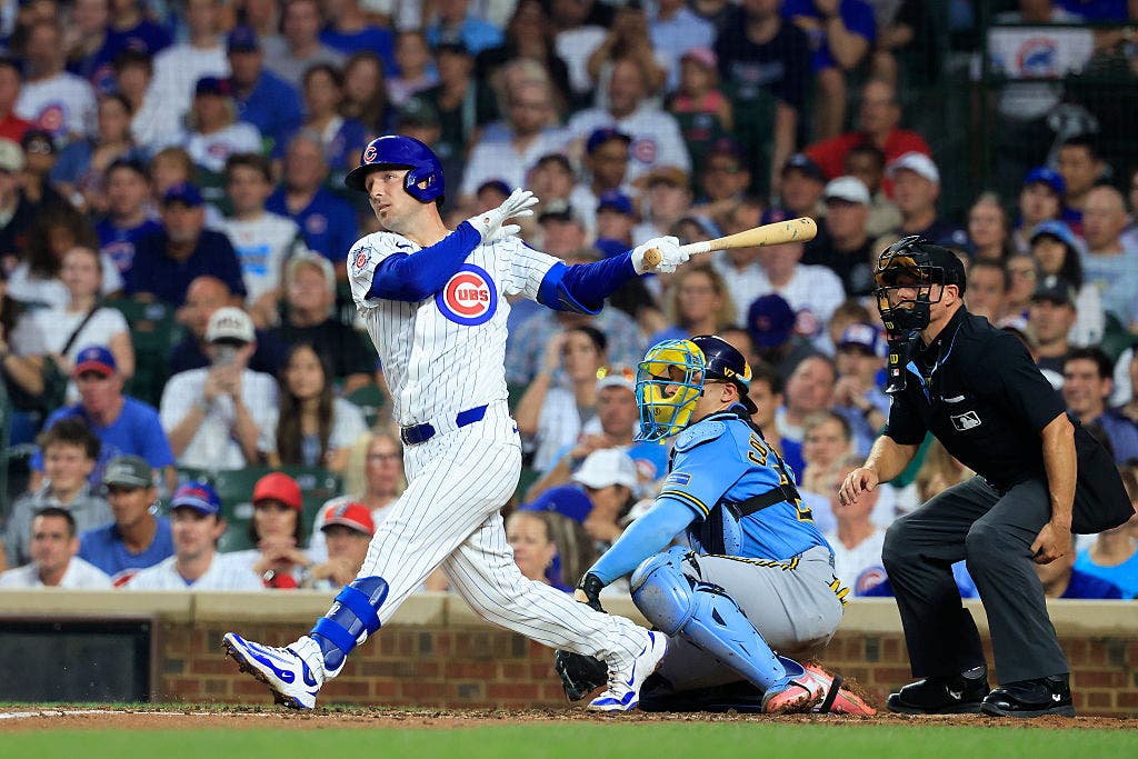 Cubs set franchise record with 9 home runs, rout Brewers 17-3
