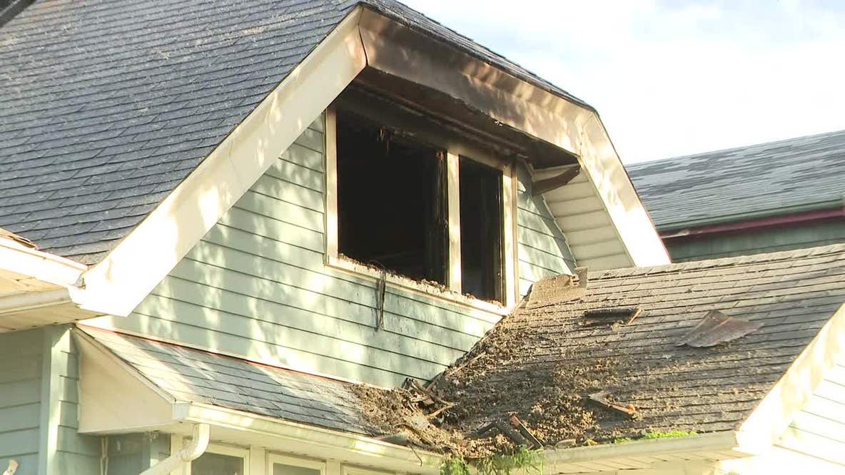 Four displaced in Milwaukee house fire Sunday