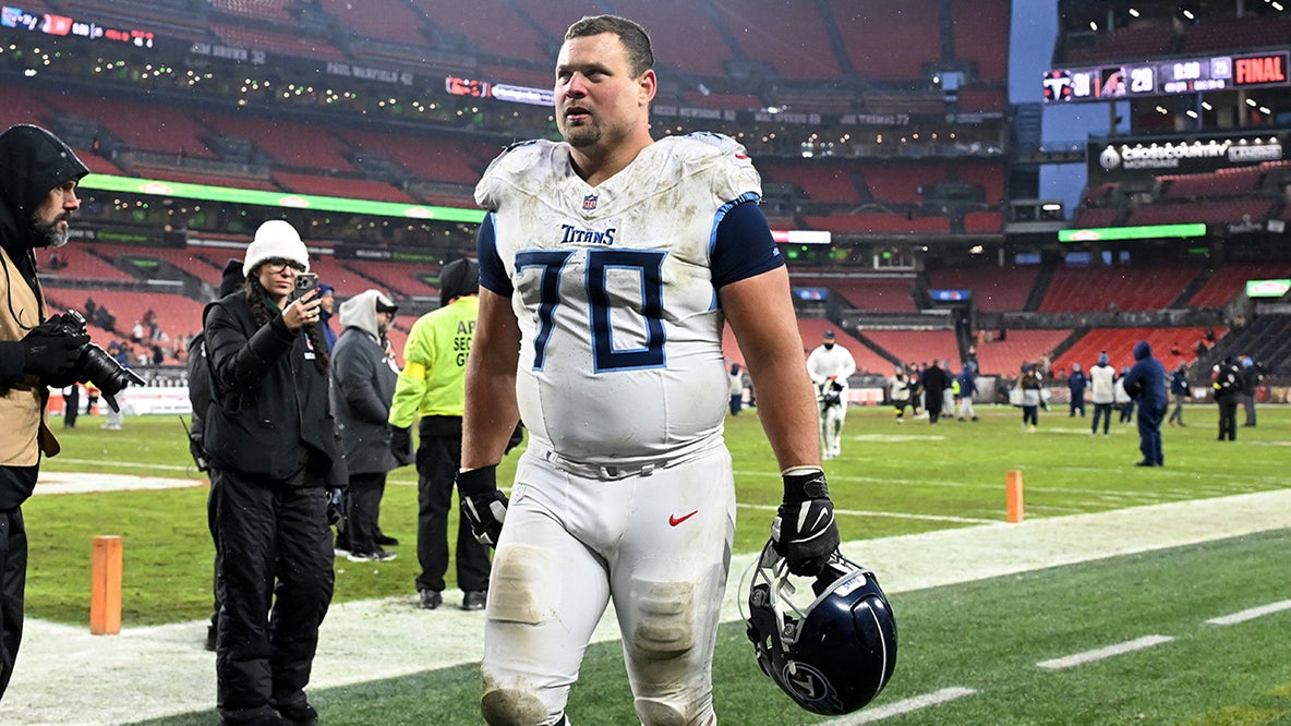 Packers add guard Kevin Zeitler, lose Jayden Reed for rest of the season