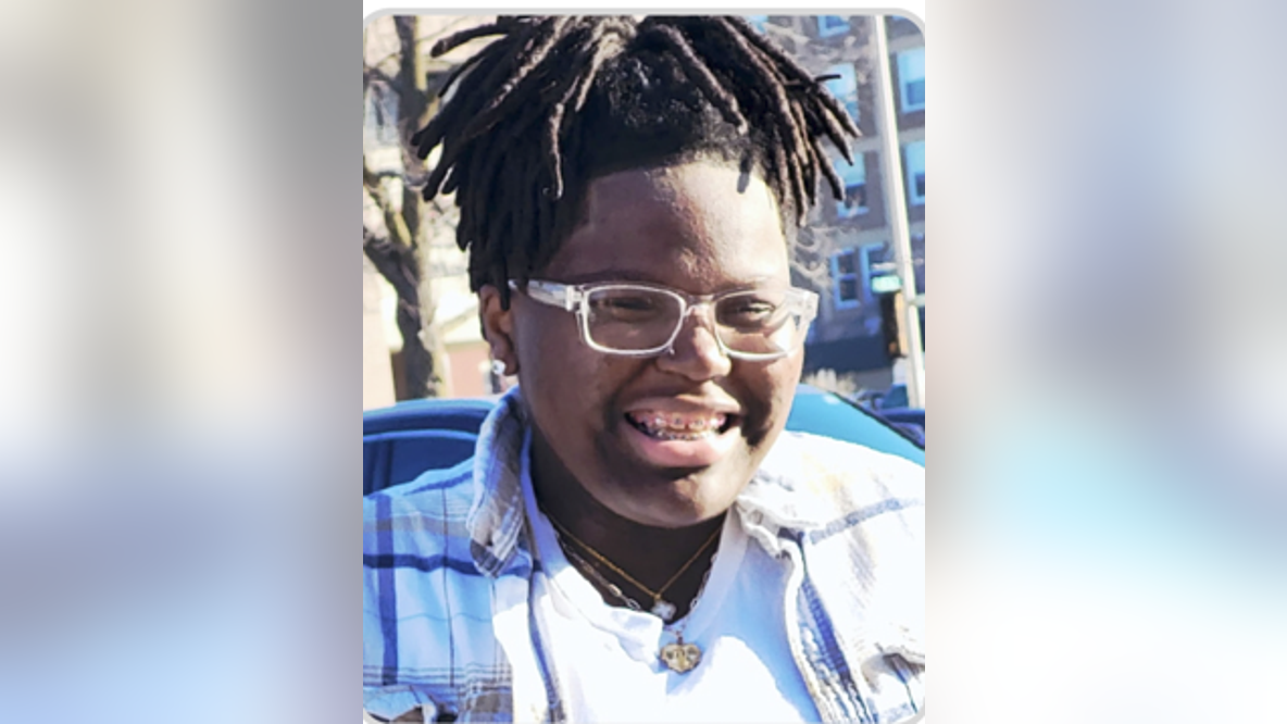 Milwaukee police seek critically missing 17-year-old girl