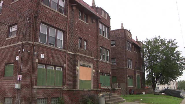 Milwaukee apartments evacuated, still boarded up 1 week later