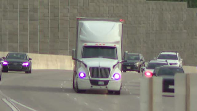 Wisconsin trucking schools closed amid federal crackdown