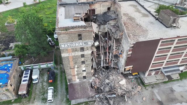 Partial wall collapse at vacant Milwaukee industrial building