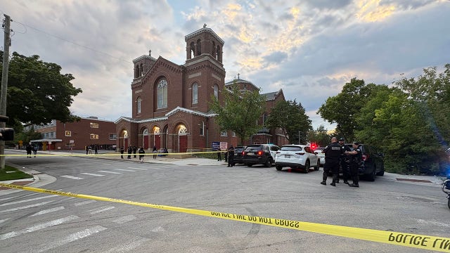 Milwaukee police shooting, suspect killed identified