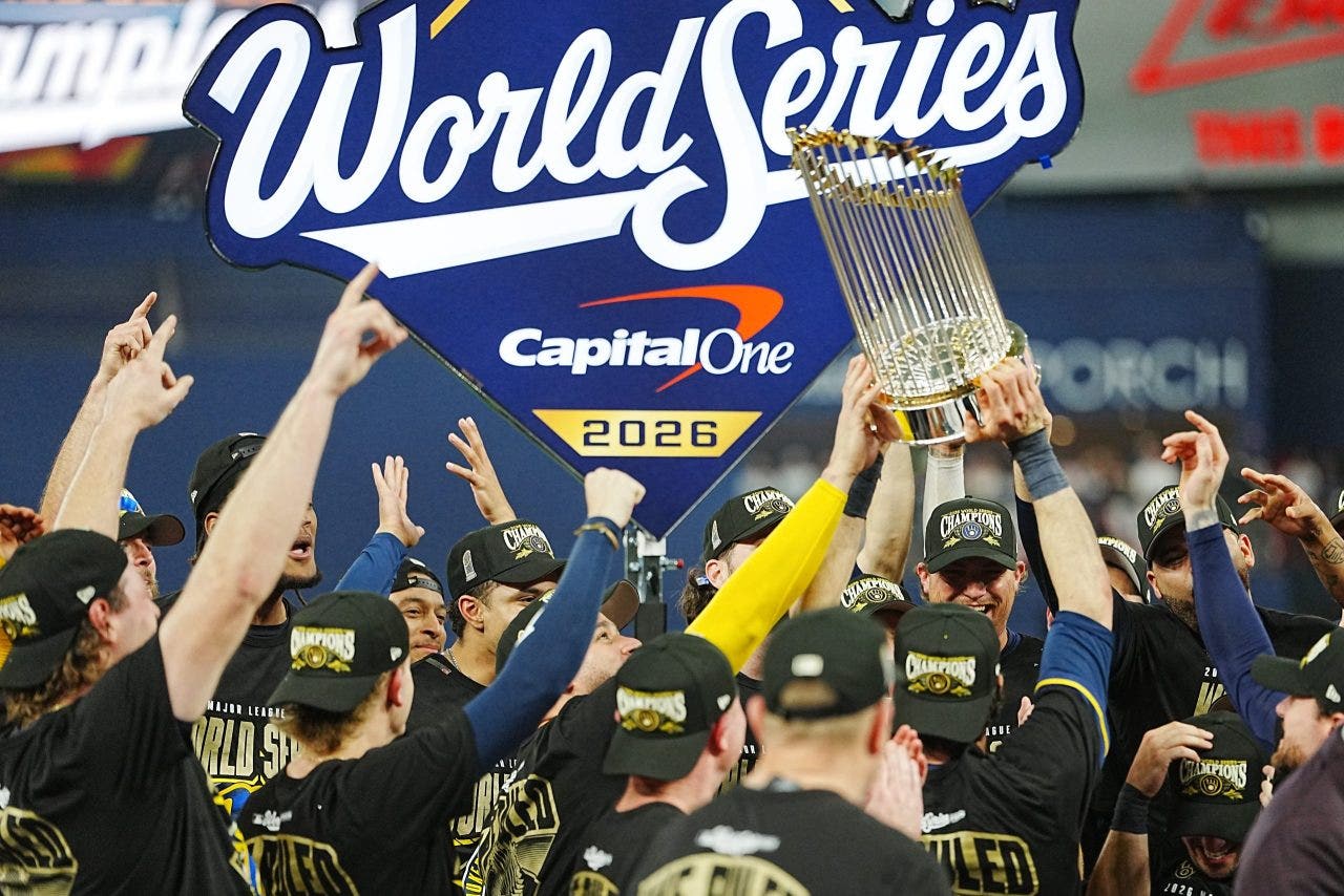 World Series: Brewers beat Rays, team reacts to historic win