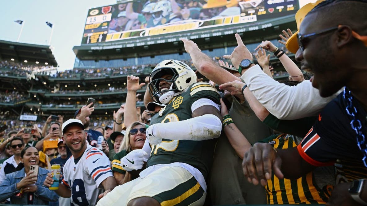 Packers score: Packers dominate Bears at Lambeau Field
