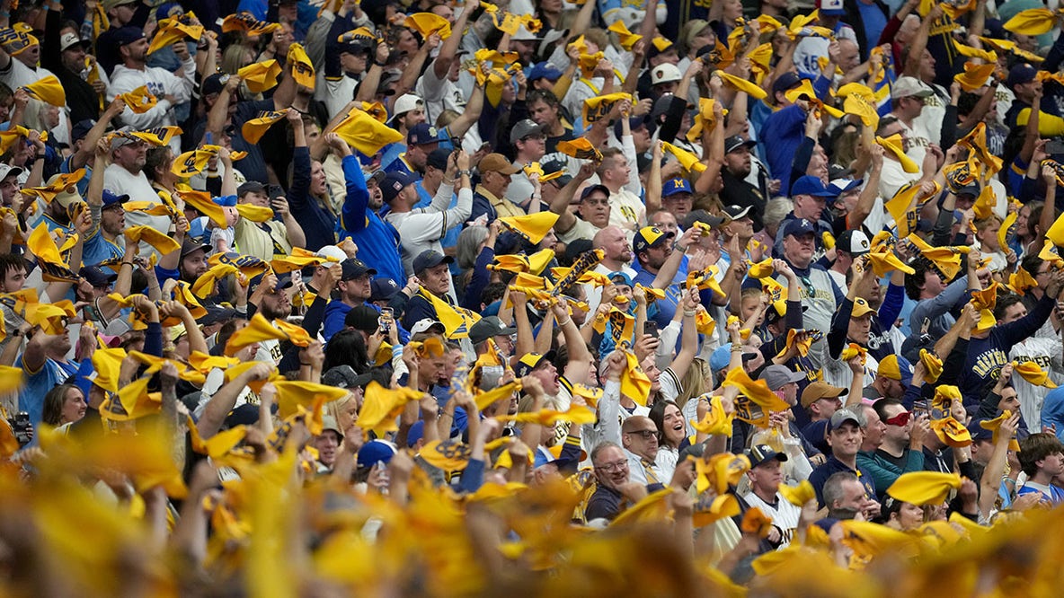 LIVE: Brewers World Series Game 3 Monday, what fans need to know