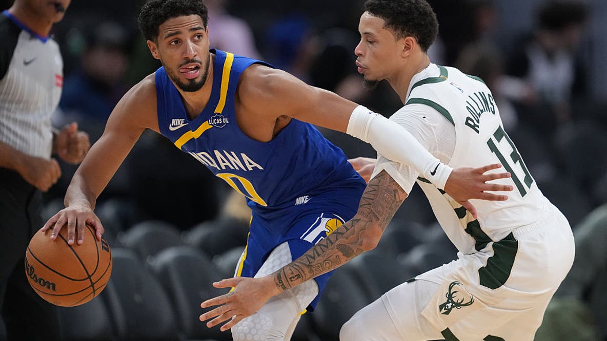 Milwaukee Bucks beat Pacers 110-102 for first win of the season